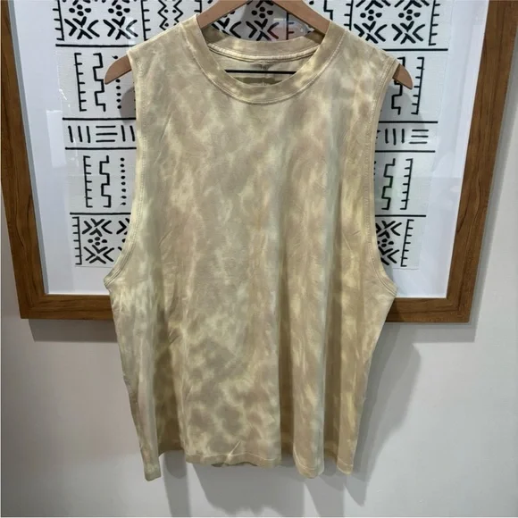 lululemon athletica Tan Tank Top - Picture 1 of 6